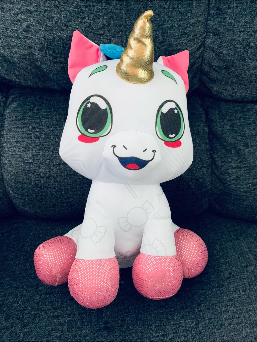 Crayola Hallmark Deluxe Color, Wash, Reuse Unicorn Plush
